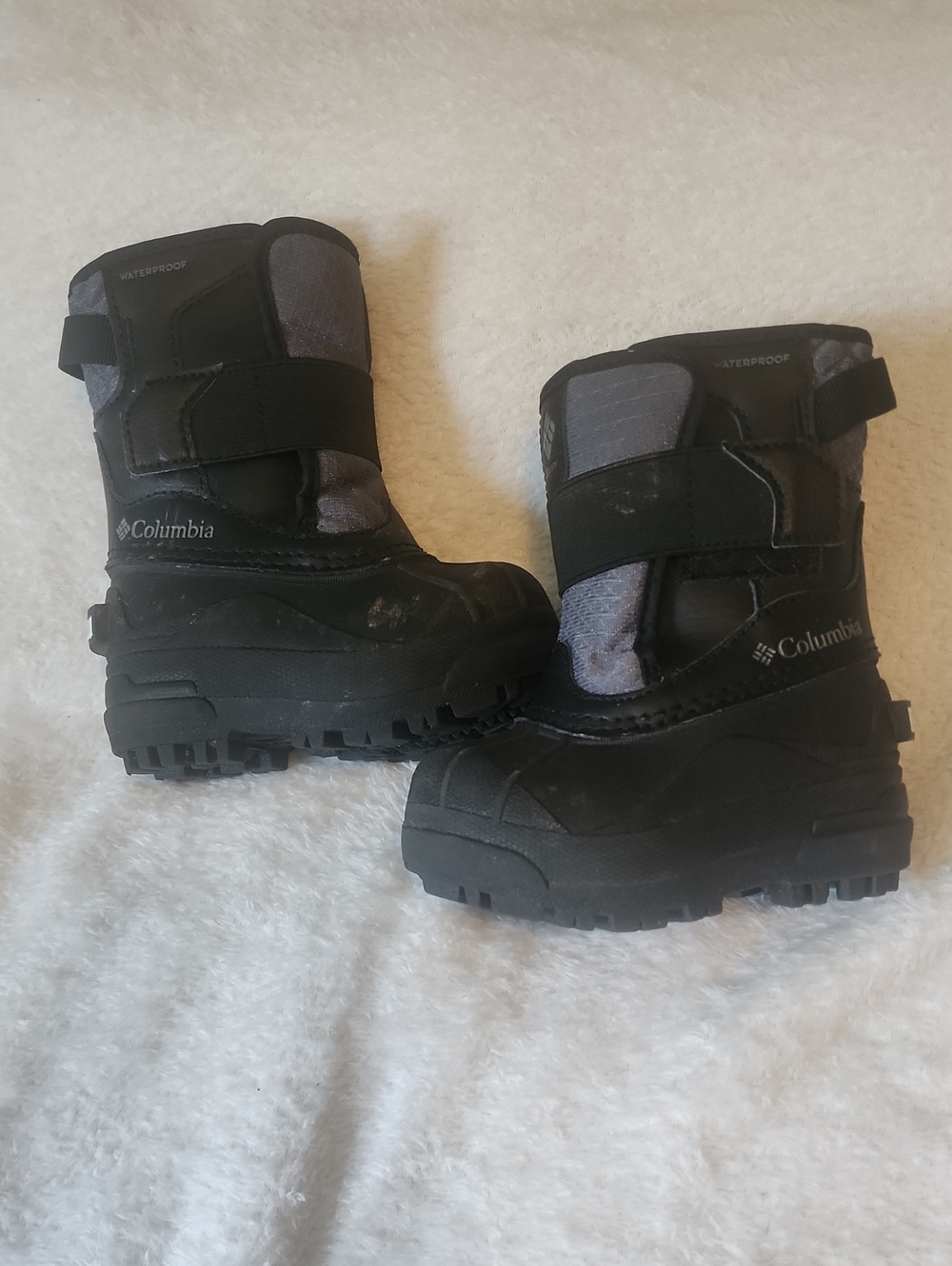 Columbia Kids Black and Gray Waterproof Snow Boots